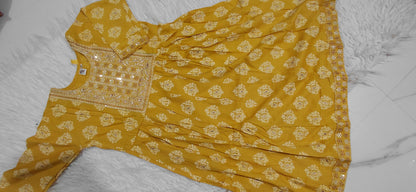 Women’s Traditional  Kurta